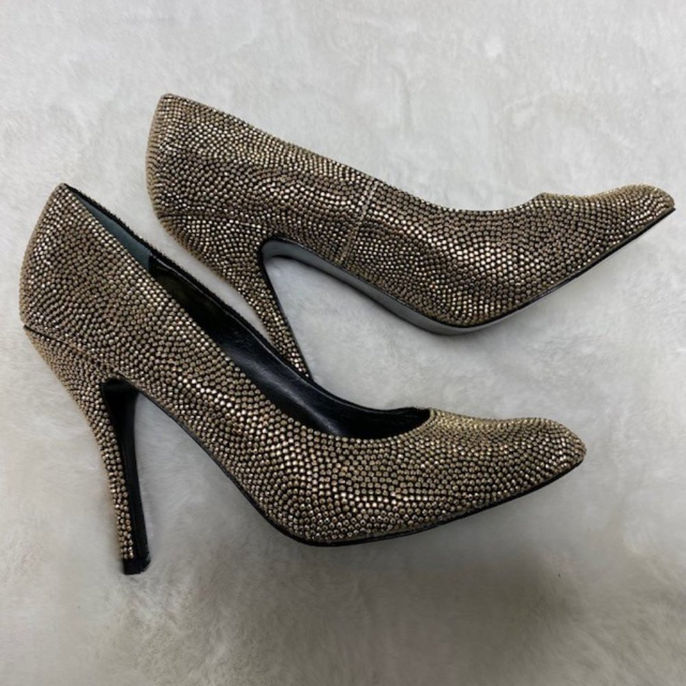 Nina Metallic‎ Gold Studded Heels Pumps, size 7.5